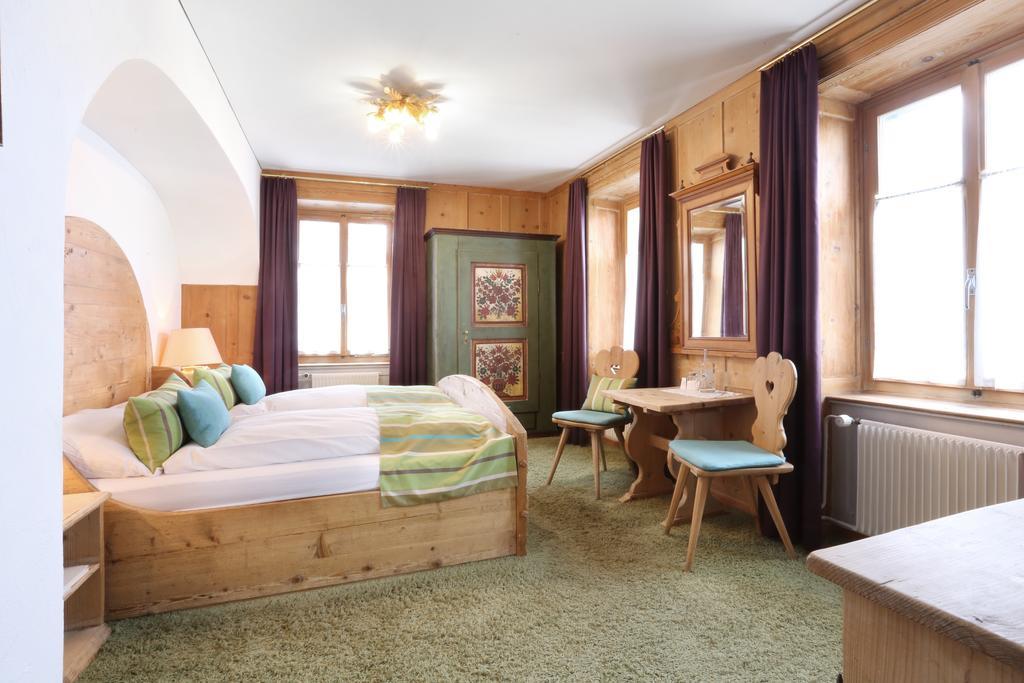 Posta Veglia Hotel Laax Cameră foto
